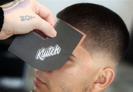 Tomb45 Color Enhancement Klutch Card – Precision Barbering Tool